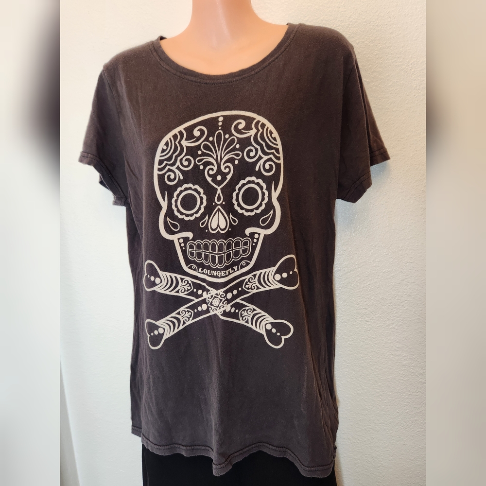 Loungefly Black Skull Cross Bones Short Sleeve Tee